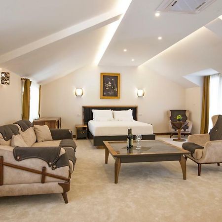 Waikiki Apartments Тиват Экстерьер фото
