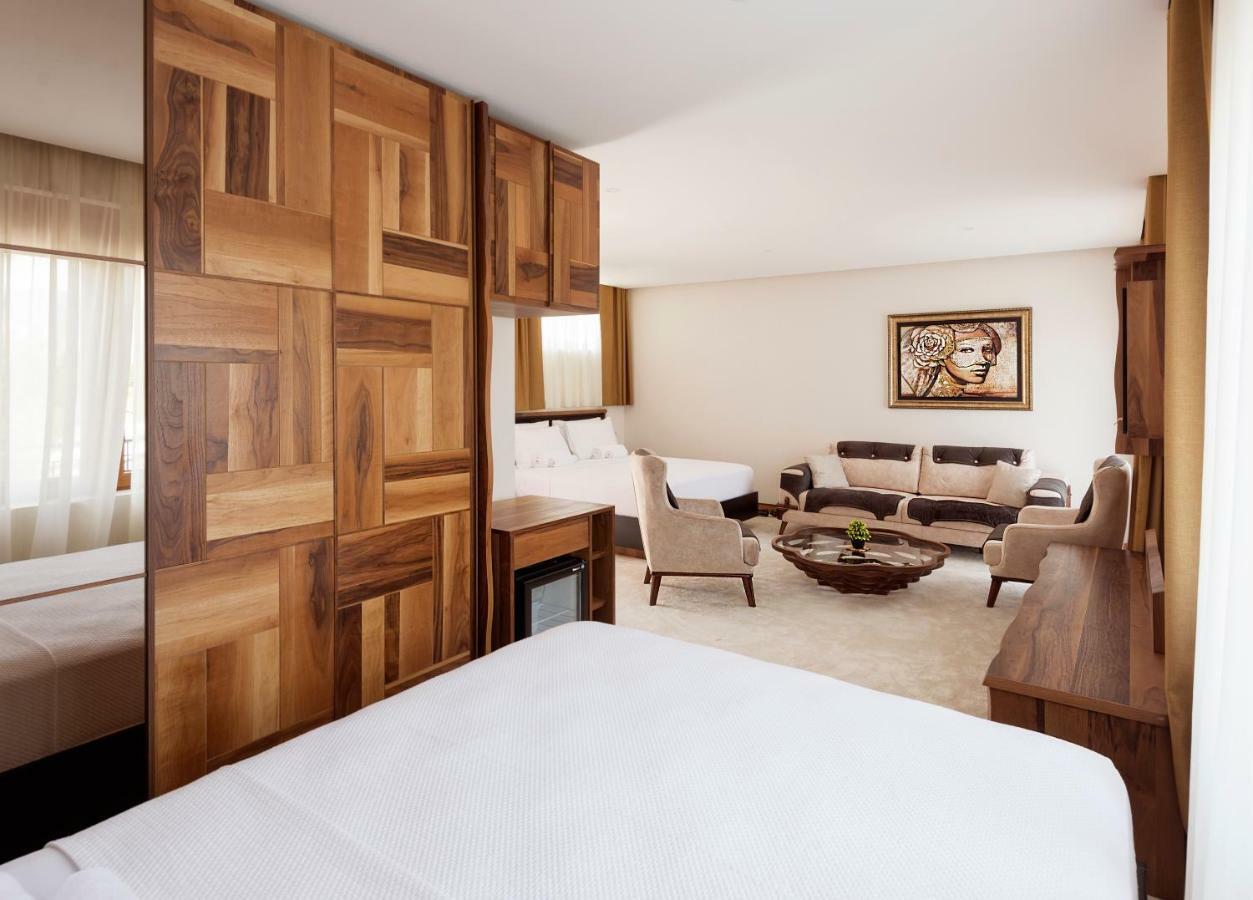 Waikiki Apartments Тиват Экстерьер фото
