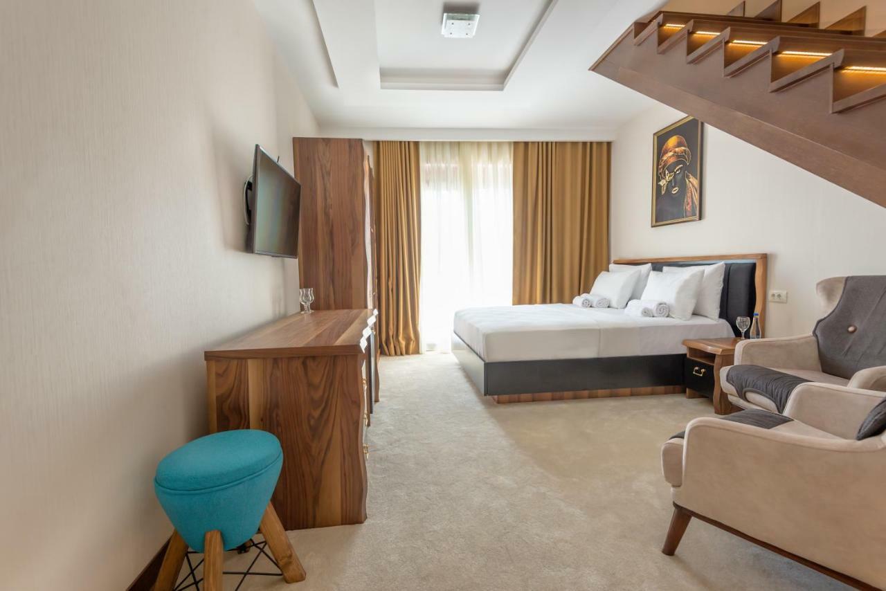 Waikiki Apartments Тиват Экстерьер фото