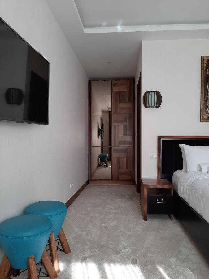 Waikiki Apartments Тиват Экстерьер фото