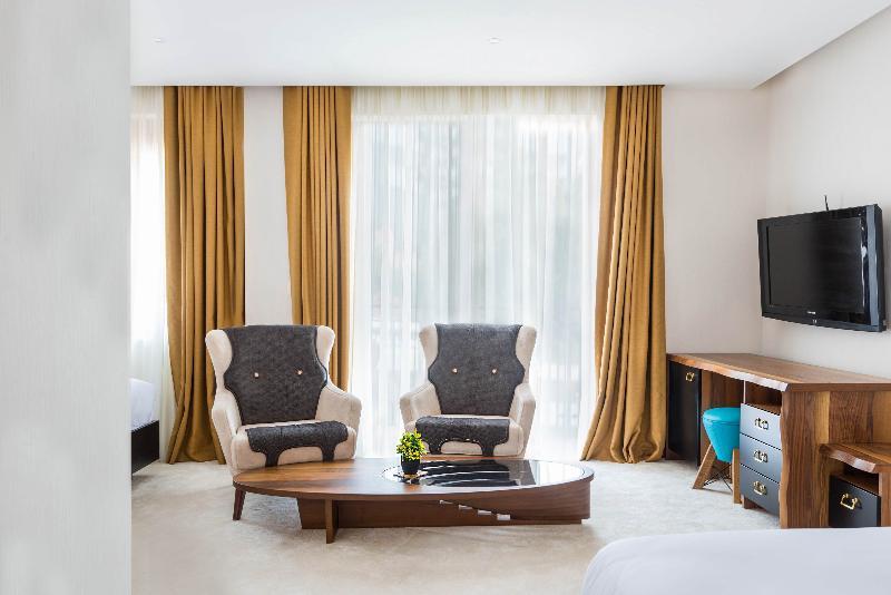 Waikiki Apartments Тиват Экстерьер фото